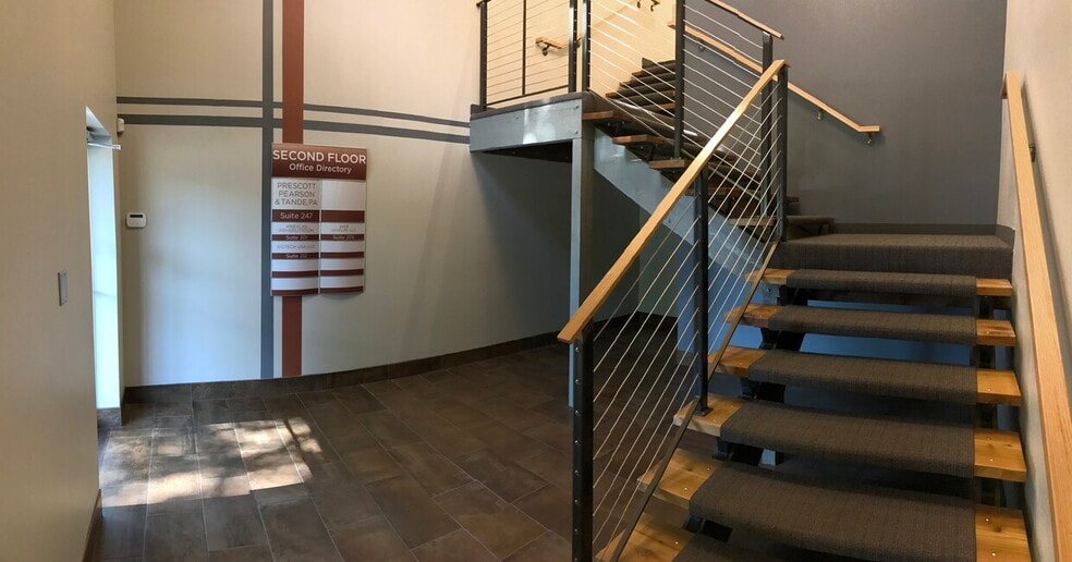 More Photos Of 441-445 NW Old Highway 8, New Brighton Storefront Retail Office For Lease