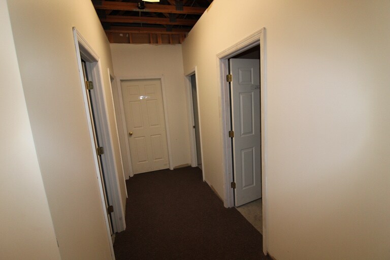 More Photos Of 2031 Pleasant Valley Rd, Fairmont Medical For Lease