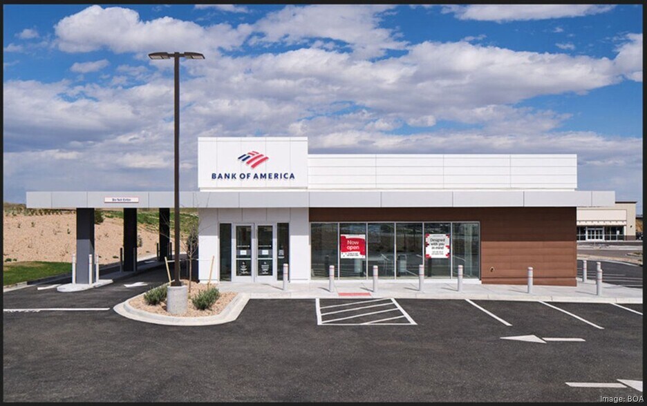 More Photos Of 2284 East Beltline Avenue Northeast, Grand Rapids Bank For Sale