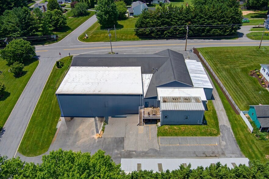 More Photos Of 1584 Deer Park Rd, Finksburg Warehouse For Lease