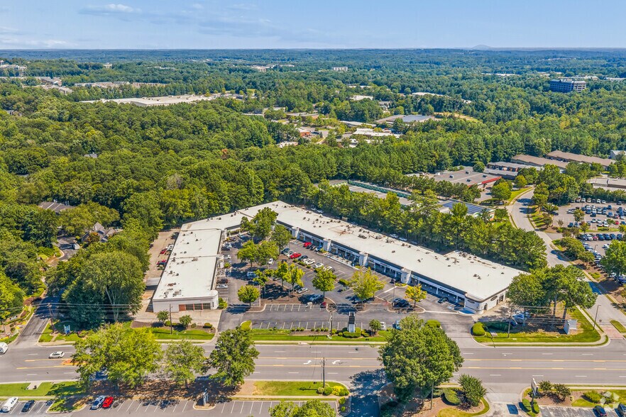 More Photos Of 11235 Alpharetta Hwy, Roswell Storefront For Lease