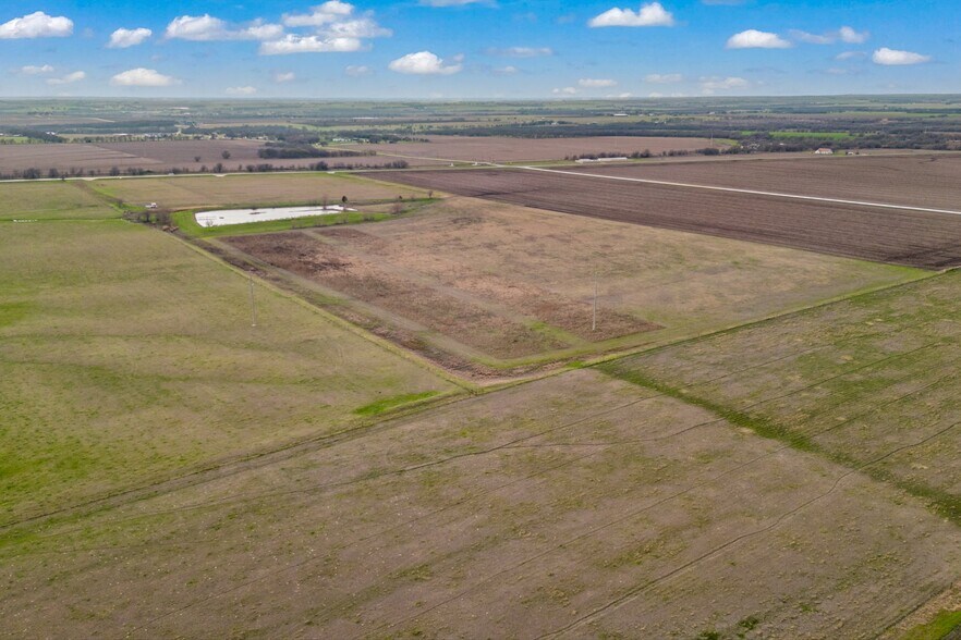 More Photos Of 2848 TX-81, Itasca Land For Sale