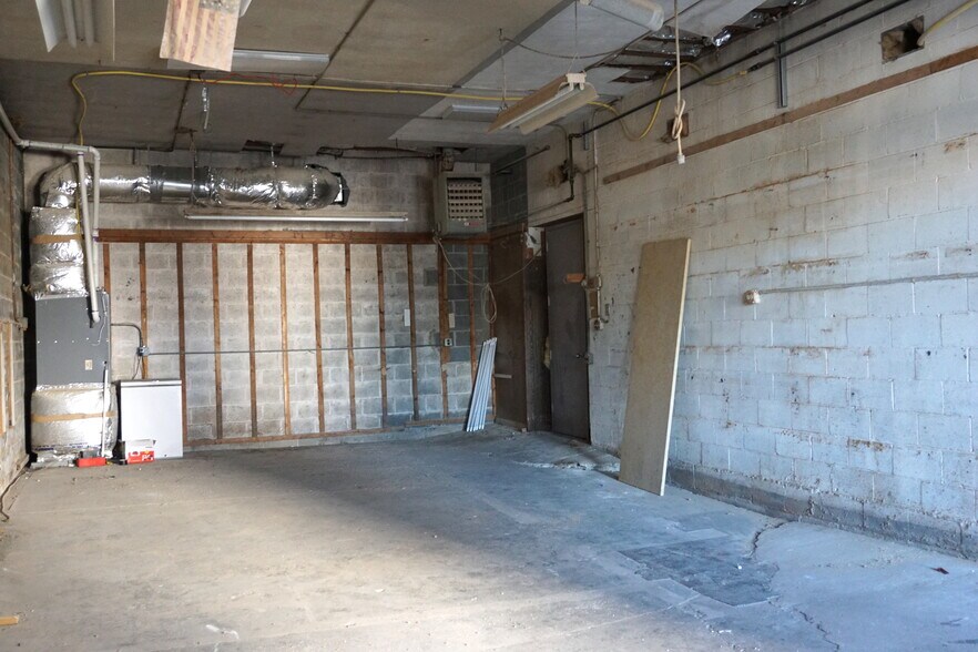 More Photos Of 379 Shippan Ave, Stamford General Retail For Lease