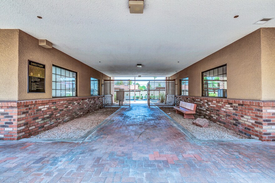 More Photos Of 4105 N 20th St, Phoenix Medical For Sale