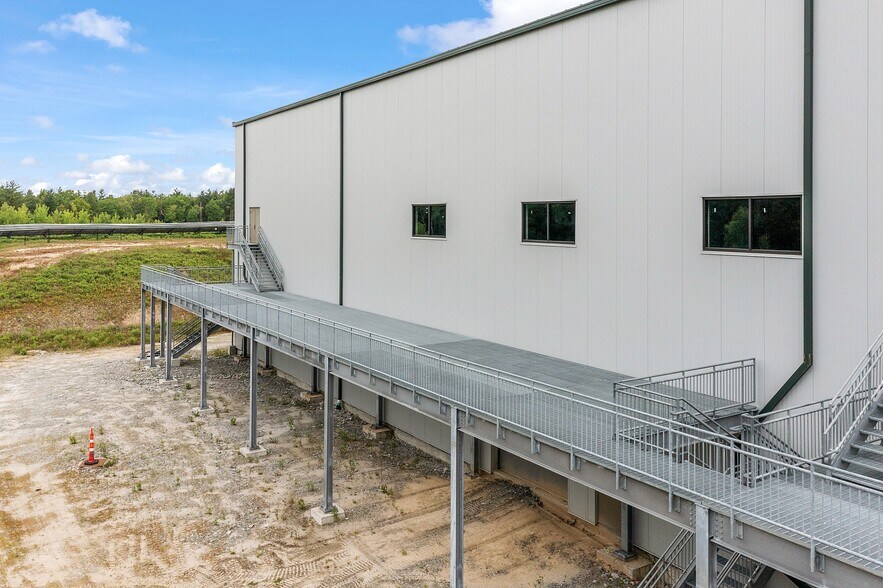 More Photos Of 51 R W Moore Ave, Orange Manufacturing For Sale