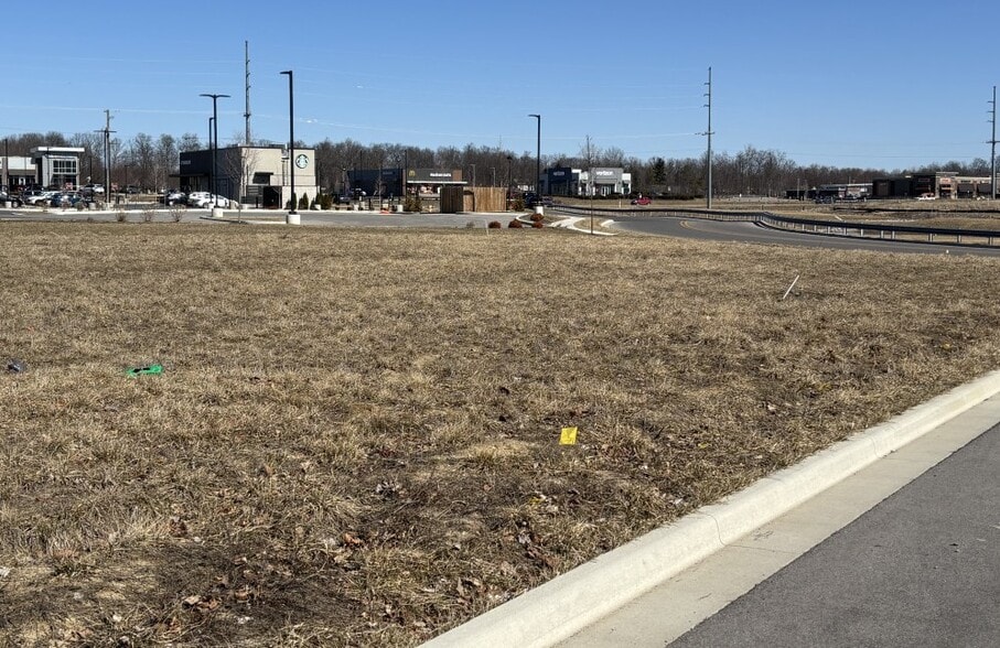 More Photos Of 5017 Pleasant Valley Drive Dr, Fort Wayne Land For Sale