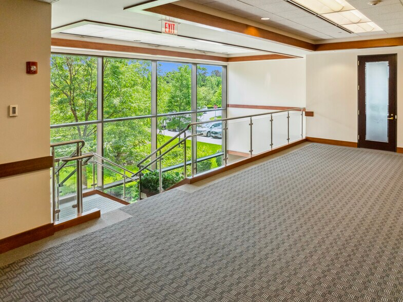 More Photos Of 760 W Main St, Barrington Office For Sale