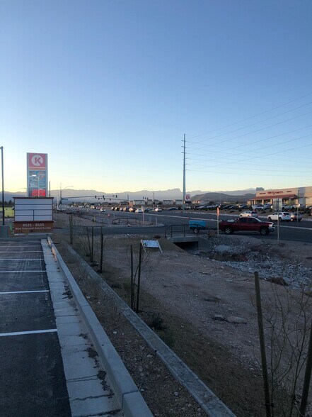 More Photos Of 8525 Blue Diamond Rd, Las Vegas Storefront For Lease