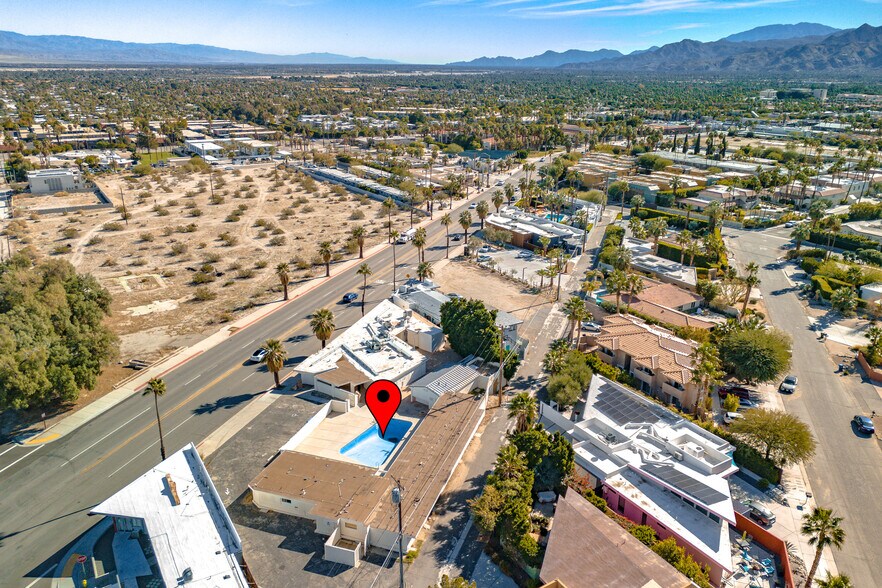 More Photos Of 2249 N Palm Canyon Dr, Palm Springs Hotel For Sale