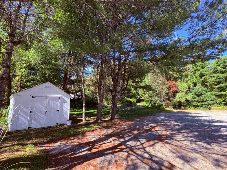 More Photos Of 1 Taylor Hill Rd, Lewiston Sports And Entertainment For Sale