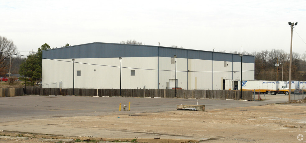 Primary Photo Of 3924 Winchester Rd, Memphis Warehouse For Lease