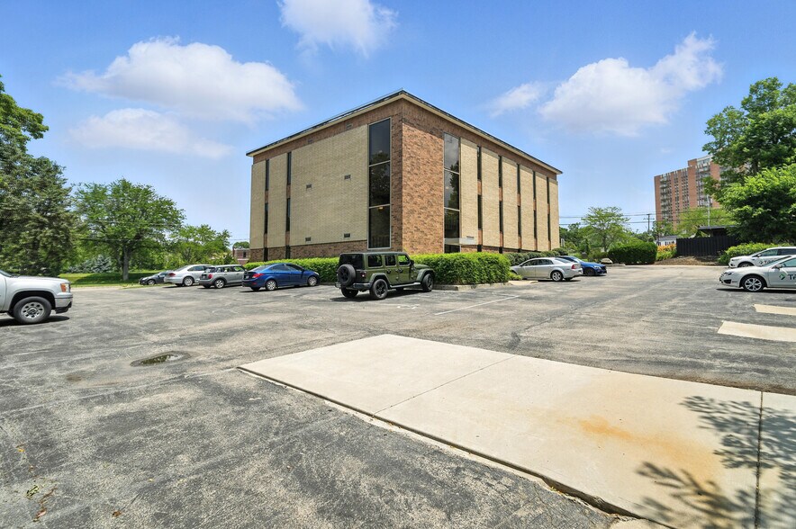 More Photos Of 1612 Prosser Ave, Dayton Medical For Sale