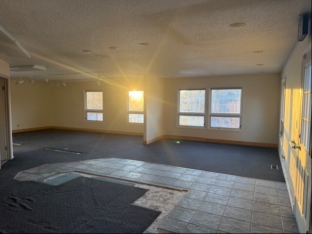More Photos Of 2677 N Taft Ave, Loveland Medical For Sale