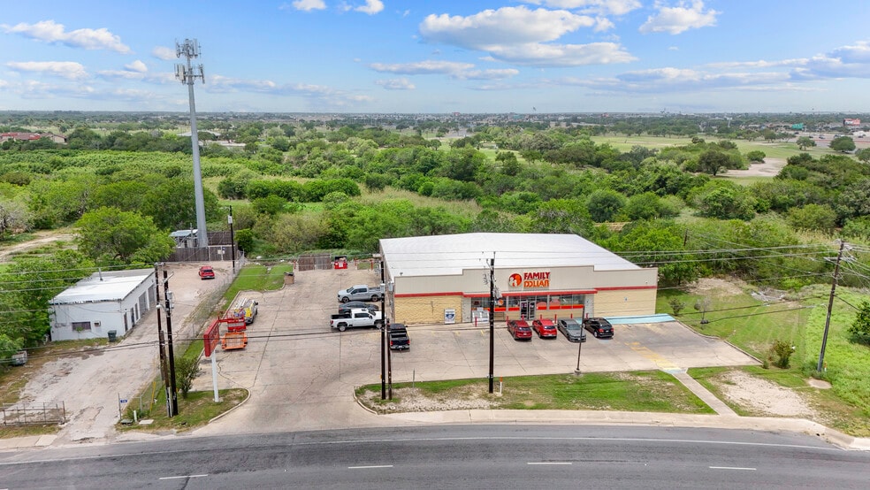 More Photos Of 110 S Rangerville Rd, Harlingen General Retail For Sale