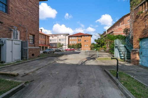 More Photos Of 3220-3222 Canal St, New Orleans Specialty For Sale