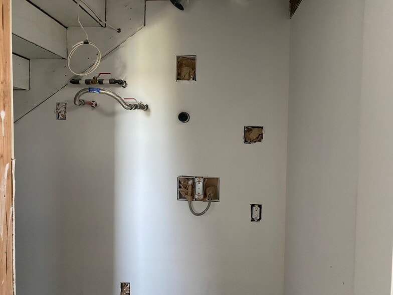 More Photos Of , Lincoln City Unknown For Sale