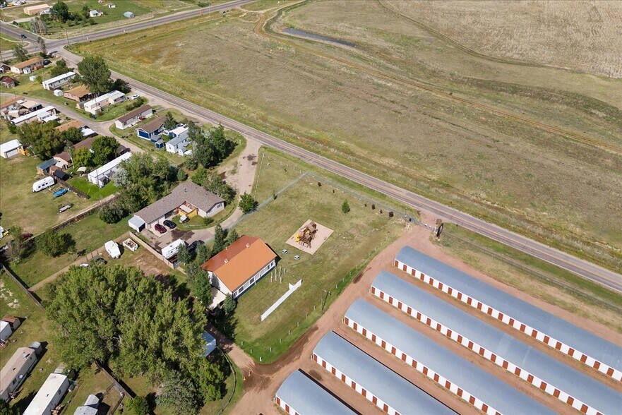 More Photos Of 1902 Avenue C, Cheyenne Self Storage For Lease
