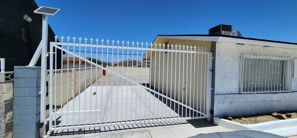 More Photos Of 4516 W Charleston Blvd, Las Vegas Freestanding For Sale