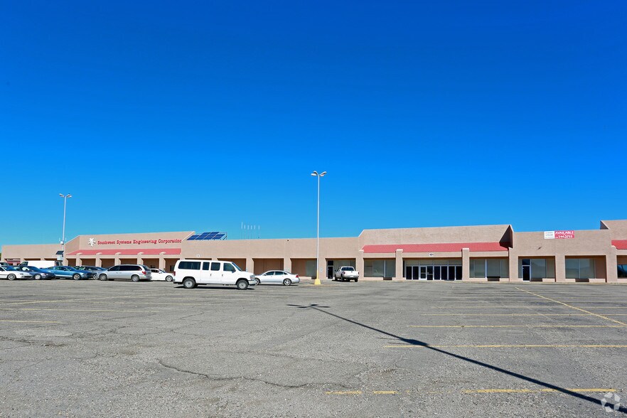 More Photos Of 35-161 E Wilcox Dr, Sierra Vista General Retail For Lease
