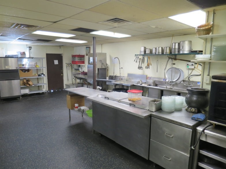 More Photos Of 14 Main St, Glen Rock Restaurant For Sale