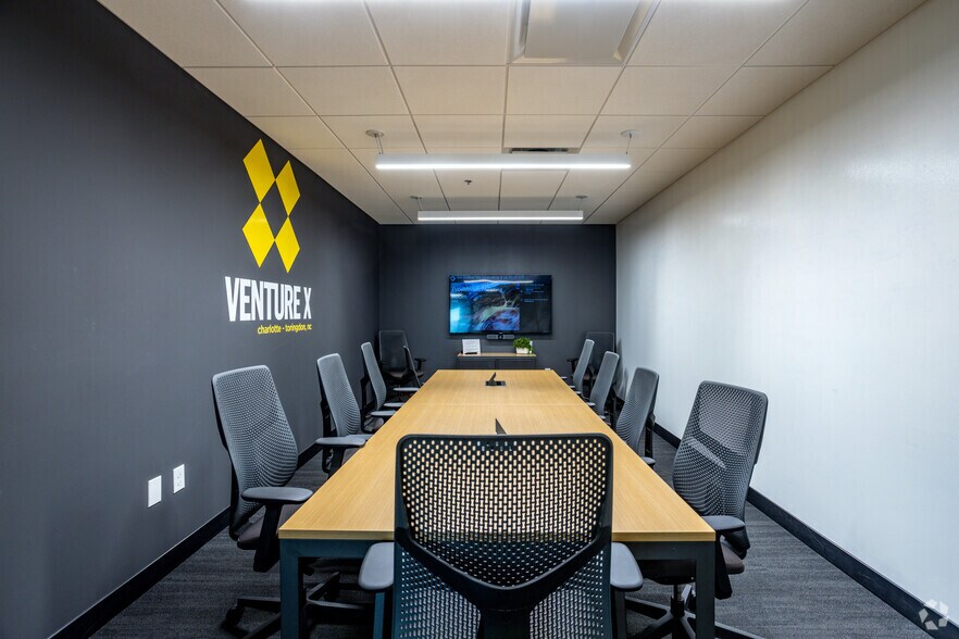 More Photos Of 3540 Toringdon Way, Charlotte Coworking Space