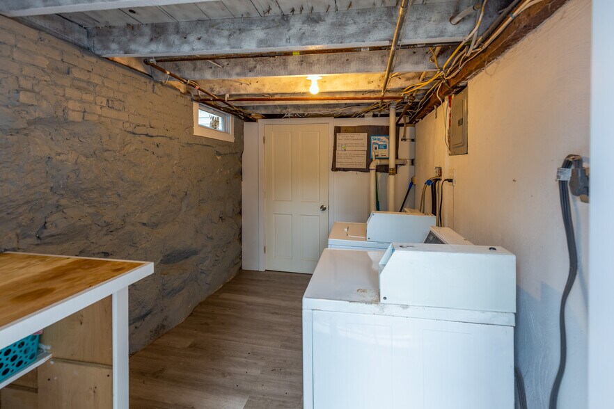 More Photos Of 211 Court St, Plymouth Apartments For Sale