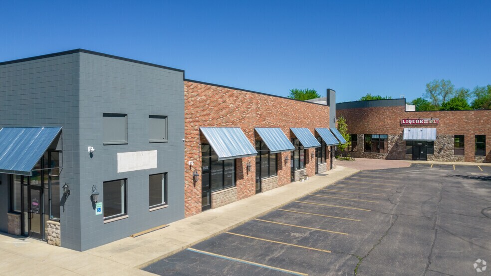 Primary Photo Of 51305-51311 7 Mile Rd, Northville Freestanding For Lease