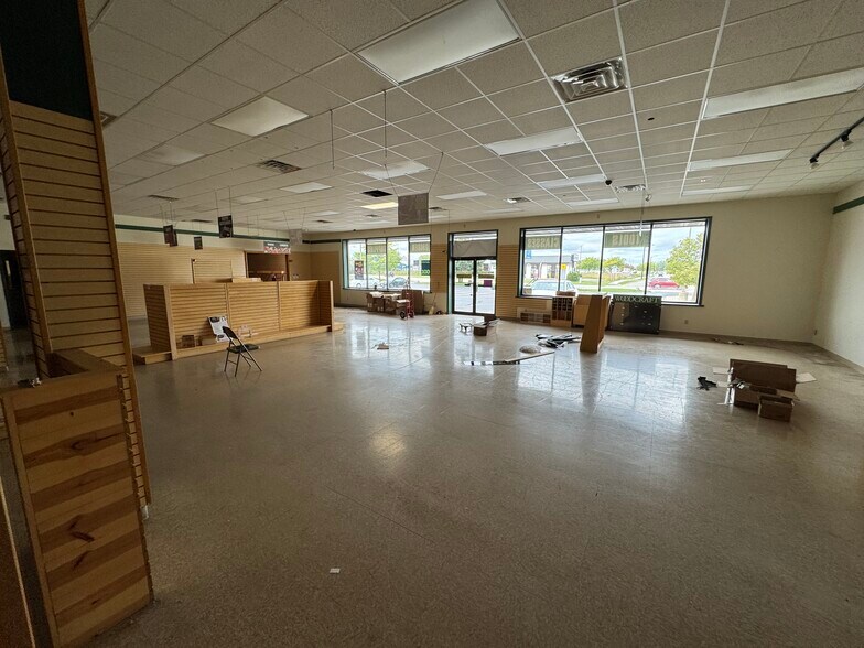 More Photos Of 4731-4737 Michaels Dr, Appleton Freestanding For Lease