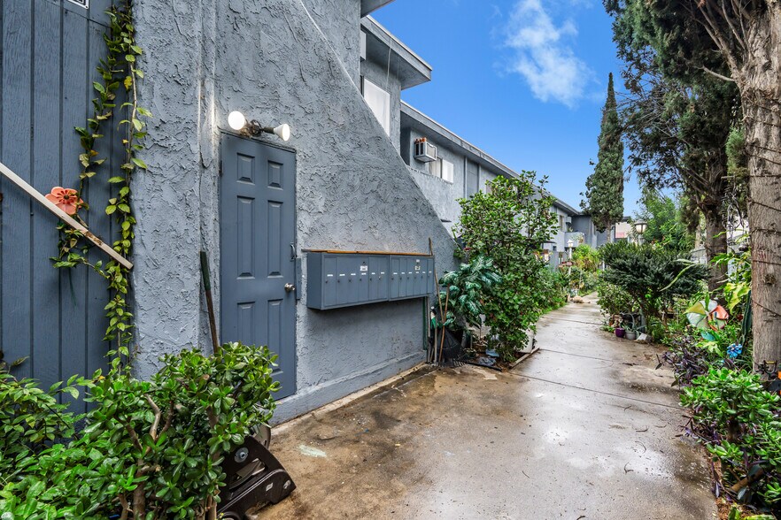 More Photos Of 14811 Parthenia St, Panorama City Apartments For Sale