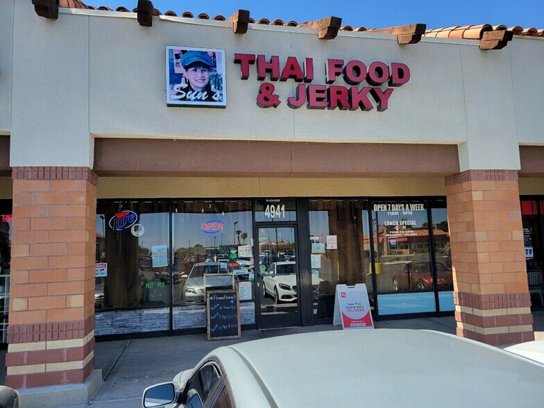 More Photos Of 4921-4945 W Craig Rd, Las Vegas General Retail For Lease