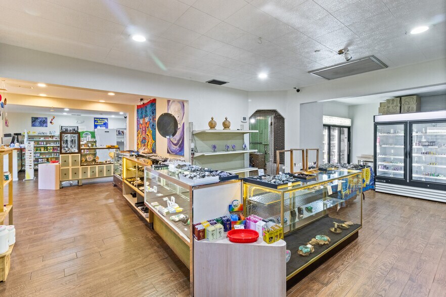 More Photos Of , Winter Haven Office For Sale