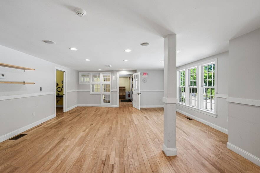 More Photos Of 181 Main St, Rowley Medical For Sale