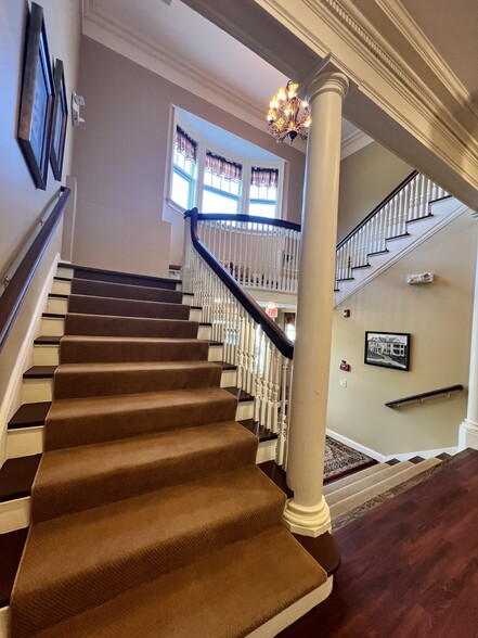 More Photos Of 710 Latta Rd, Rochester Office For Sale