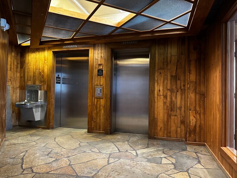 More Photos Of 2850 Youngfield St, Lakewood Office For Sale