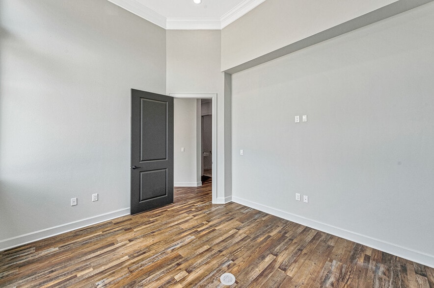 More Photos Of 2031 N Mason Rd, Katy Medical For Lease