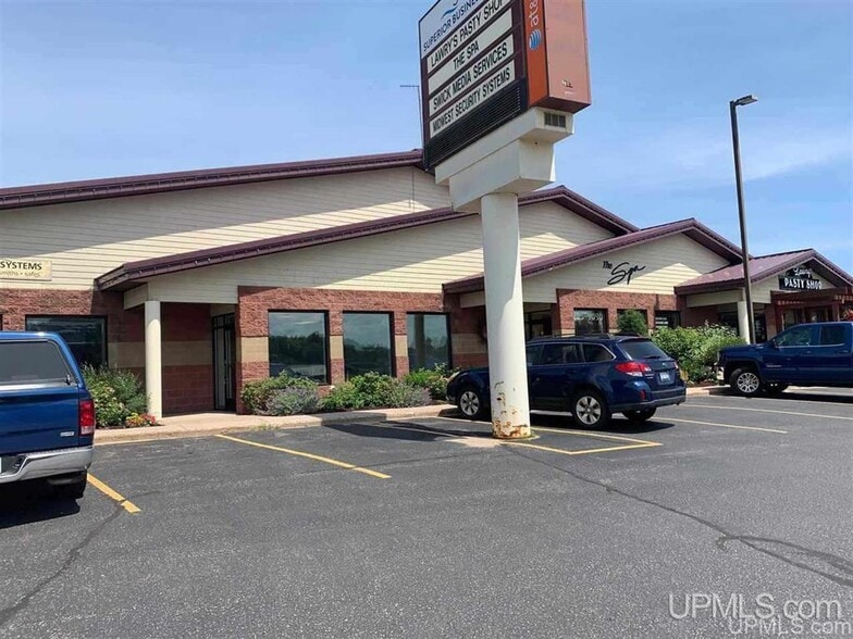 Primary Photo Of 2168 US 41 w, Marquette Flex For Lease