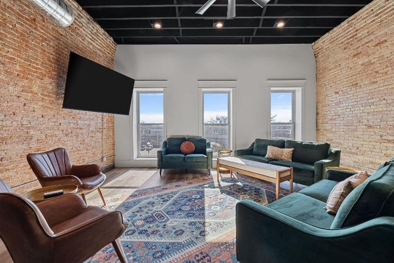 More Photos Of 105 E Main St, Niles Storefront For Sale
