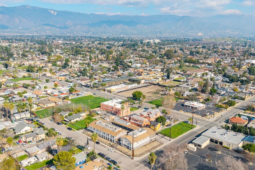 More Photos Of 1319 N Acacia Ave, San Bernardino Apartments For Sale