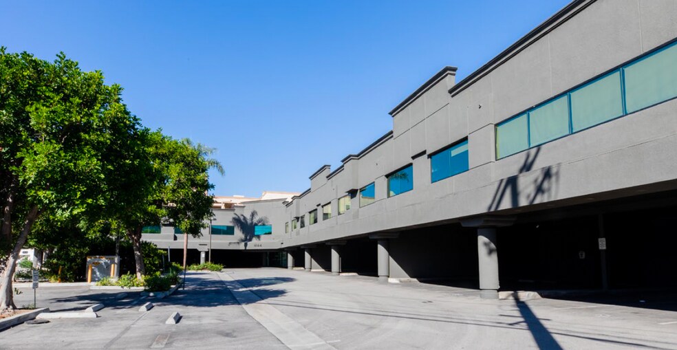 More Photos Of 4142 Lankershim Blvd, North Hollywood Unknown For Lease