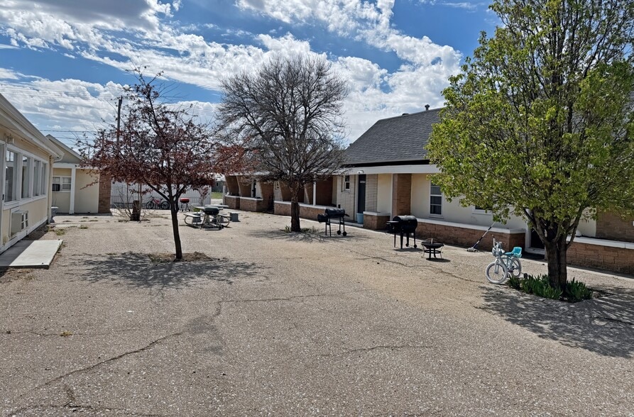 More Photos Of 521 N 1st St, Stockton Apartments For Sale