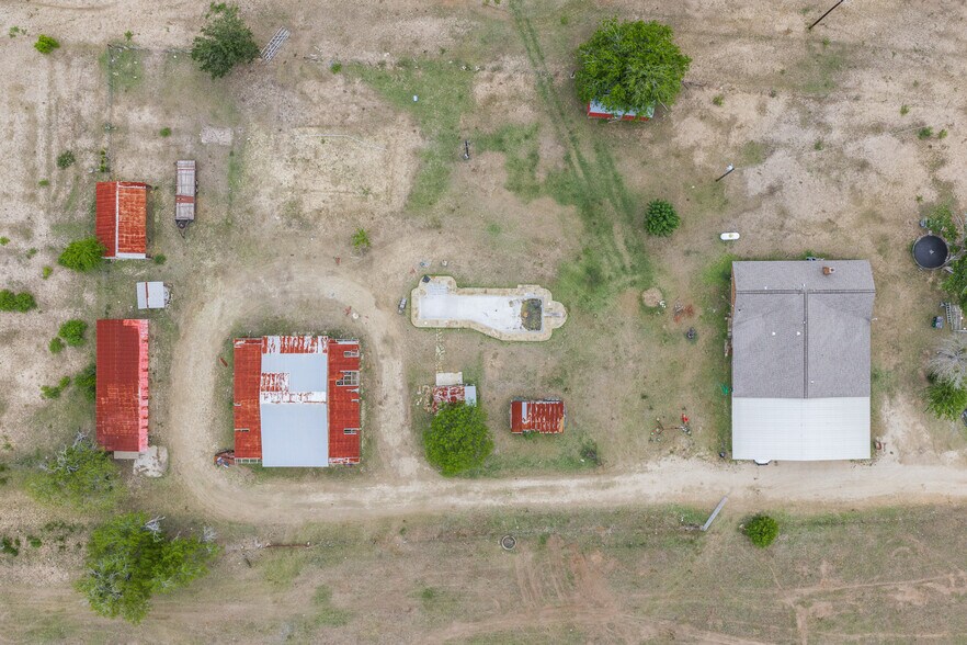 More Photos Of 9765 State Park Rd, Lockhart Land For Sale