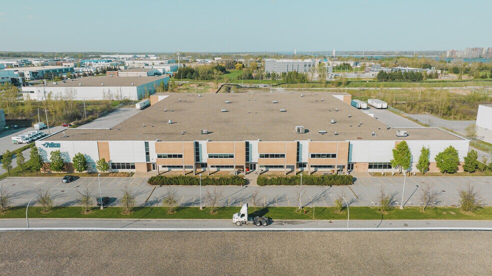 More Photos Of 5850-5880 Rue Maurice-Cullen, Laval Distribution For Lease