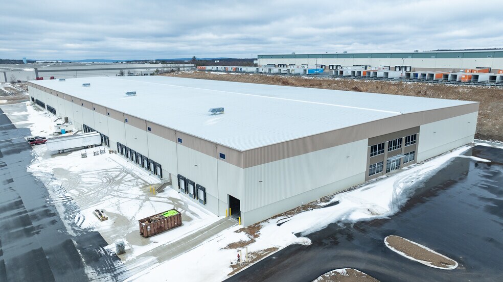 More Photos Of 620 Oak Ridge Rd, Hazle Township Warehouse For Lease