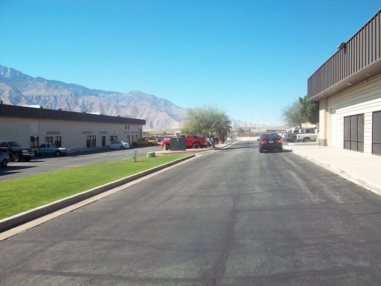 More Photos Of 19345 N Indian Canyon Dr, North Palm Springs Unknown For Lease