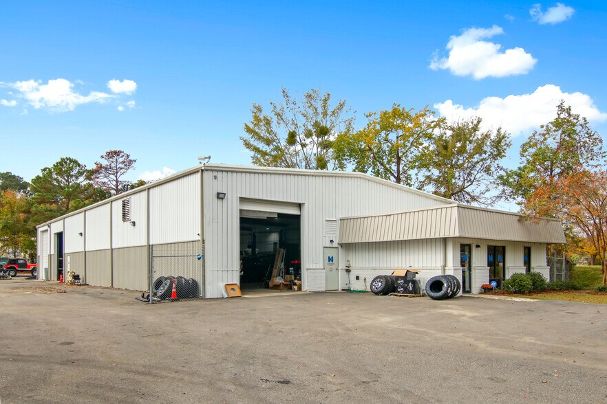 More Photos Of 7329 Spa Rd, Charleston Industrial For Sale