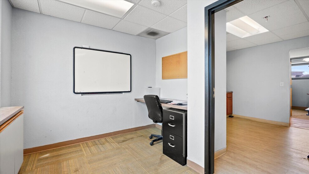 More Photos Of 1900 US 69, Excelsior Springs Warehouse For Sale