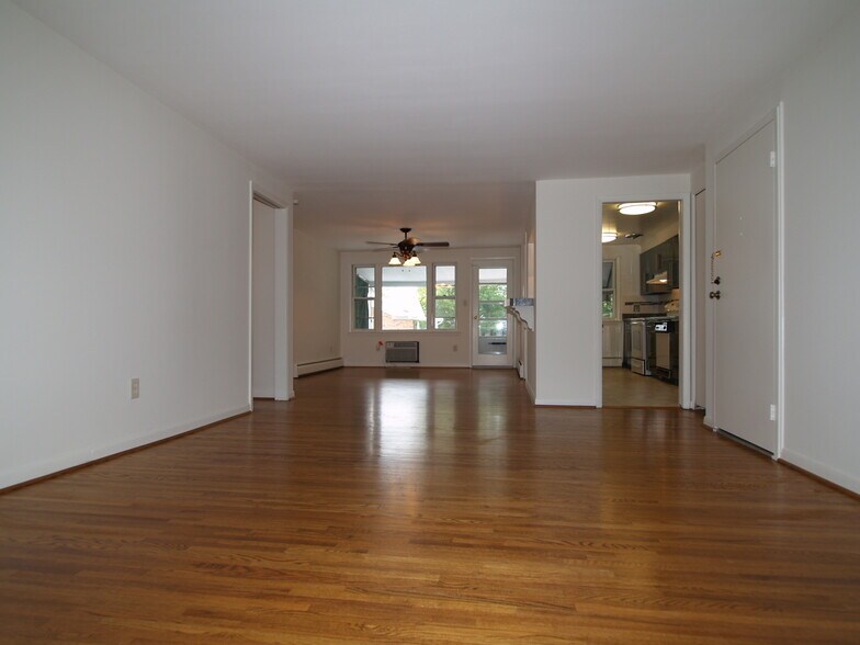 1530 Wehrle Dr, Williamsville, NY 14221 Apartments For Sale