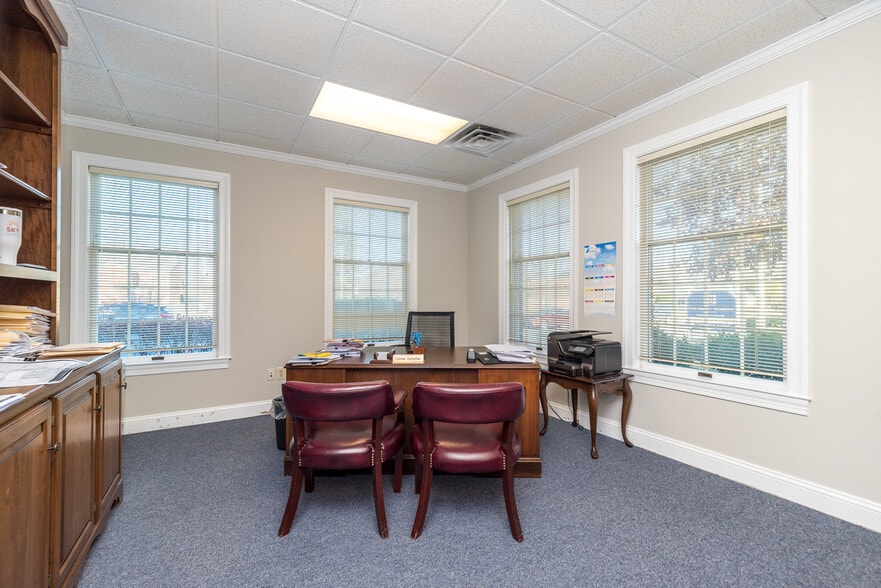 More Photos Of 600 E Main St, Lansdale Office Residential For Sale