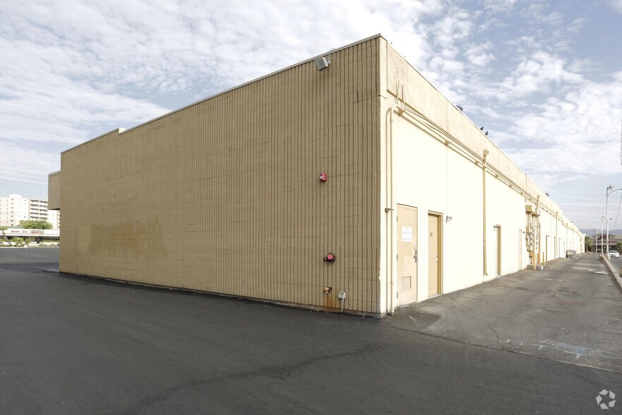 More Photos Of 4110 S Maryland Pky, Las Vegas Unknown For Lease