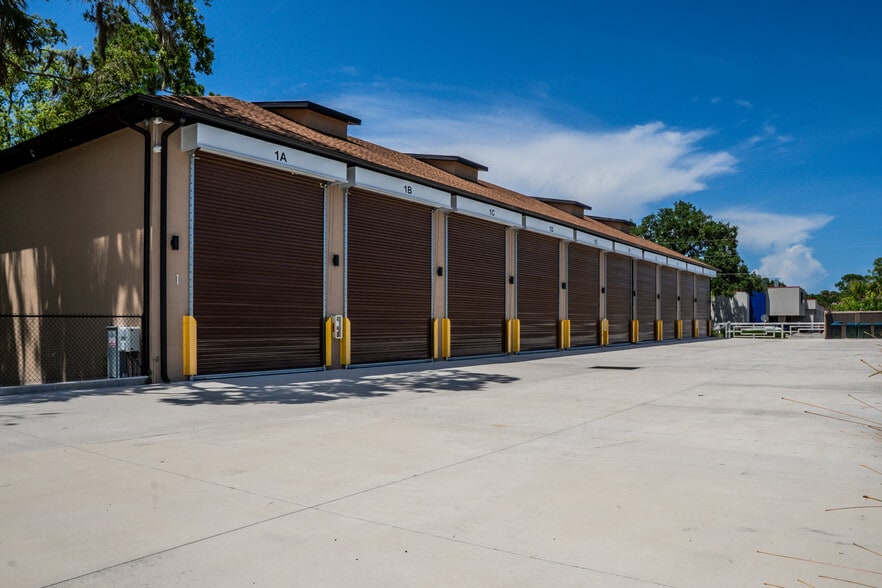 More Photos Of 1245 Canal St, New Smyrna Beach Self Storage For Lease